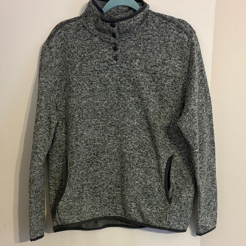 Eddie Bauer Women’s Gray Snap Mock Neck Fleece Pullover. Size L
